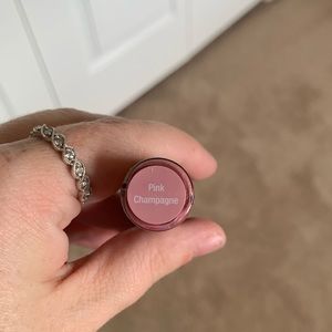Pink Champaigne Lipsense NEW